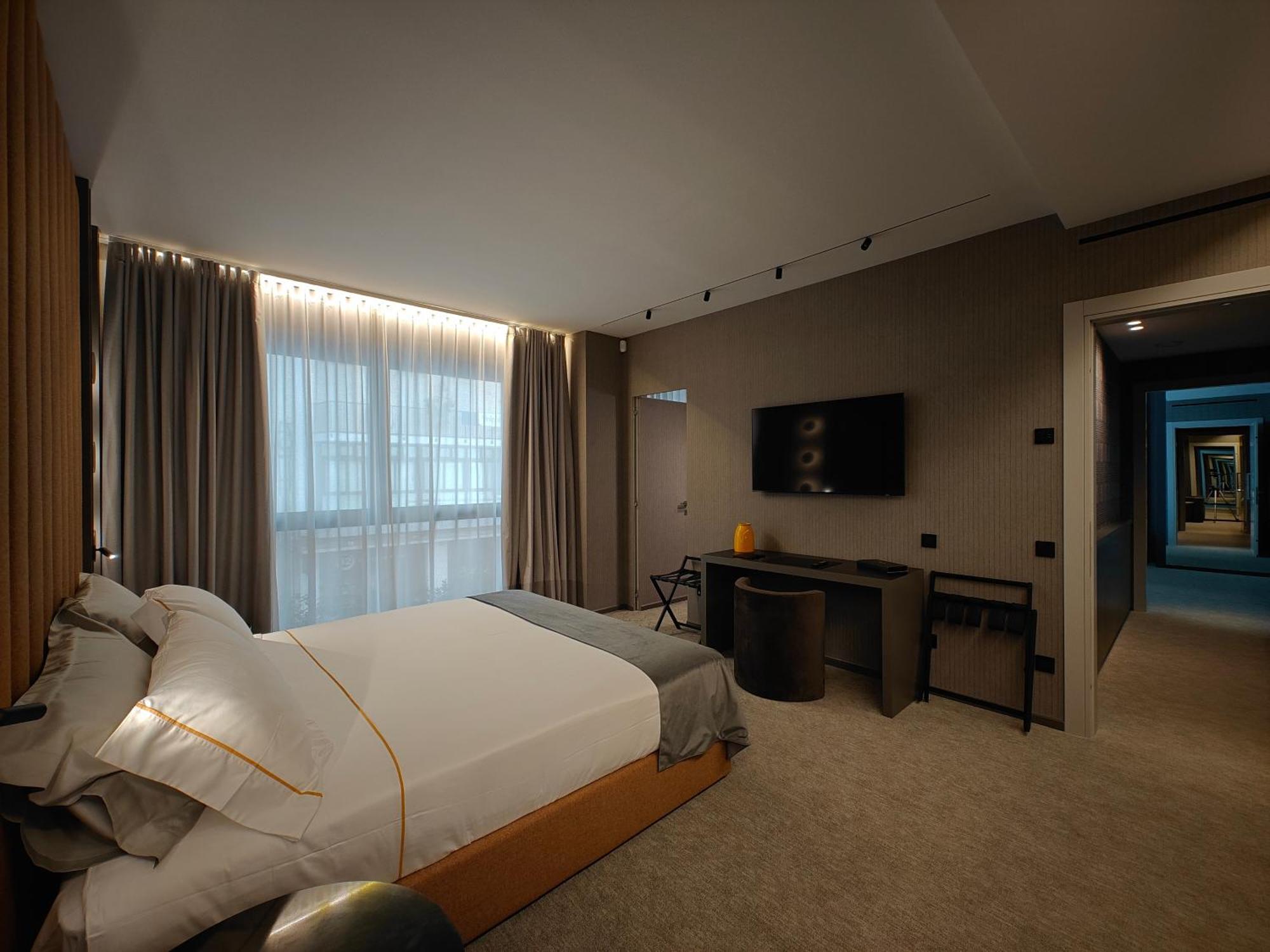 Zeta Aparthotel Bari